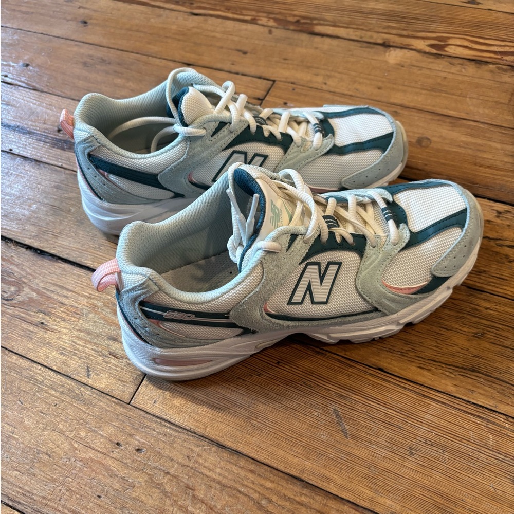 New Balance White and Green Sneakers
